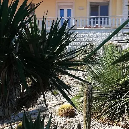 Casa de Férias Dimora Zara Cozze
